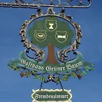 Grüner Baum Pensión 3*