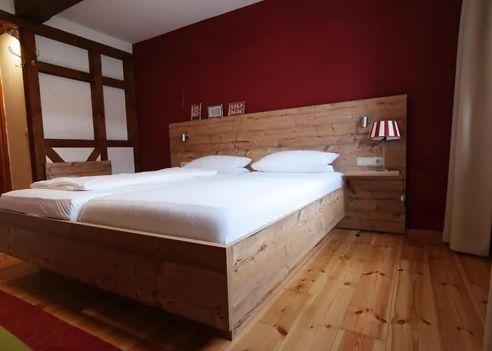 Gruener Baum 3*